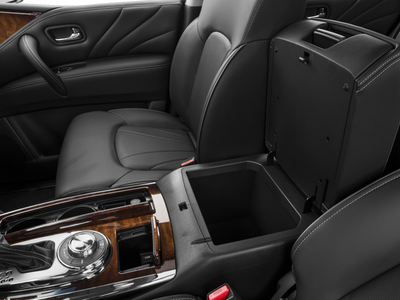 2017 INFINITI QX80 Signature Edition