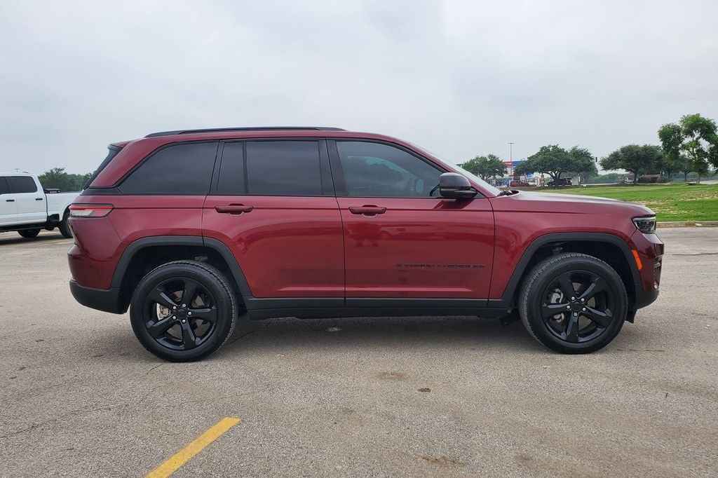 2023 Jeep Grand Cherokee Altitude