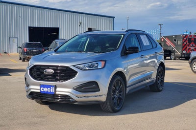 2022 Ford Edge SE