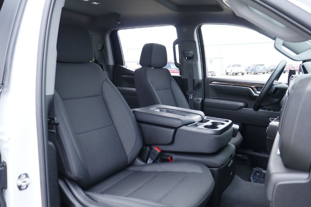 2026 Chevrolet Silverado 1500 LT LT1