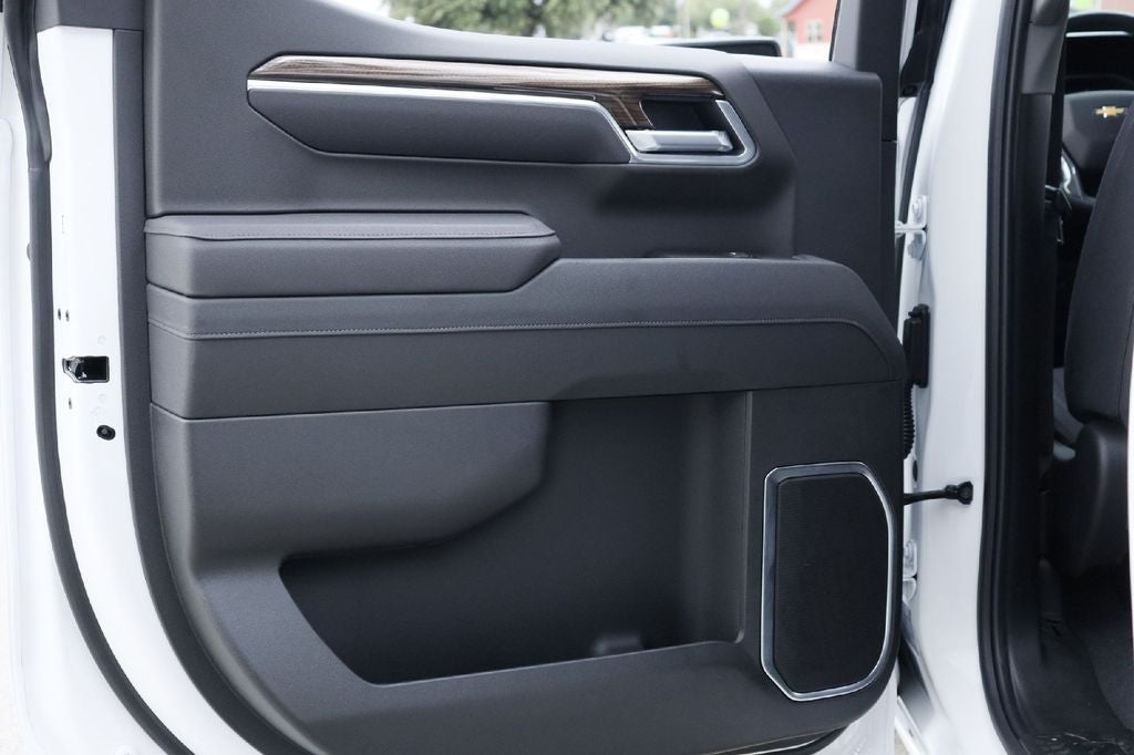 2026 Chevrolet Silverado 1500 LT LT1