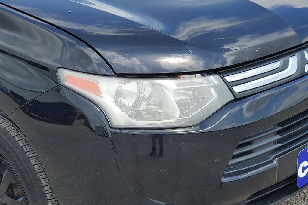 2014 Mitsubishi Outlander ES