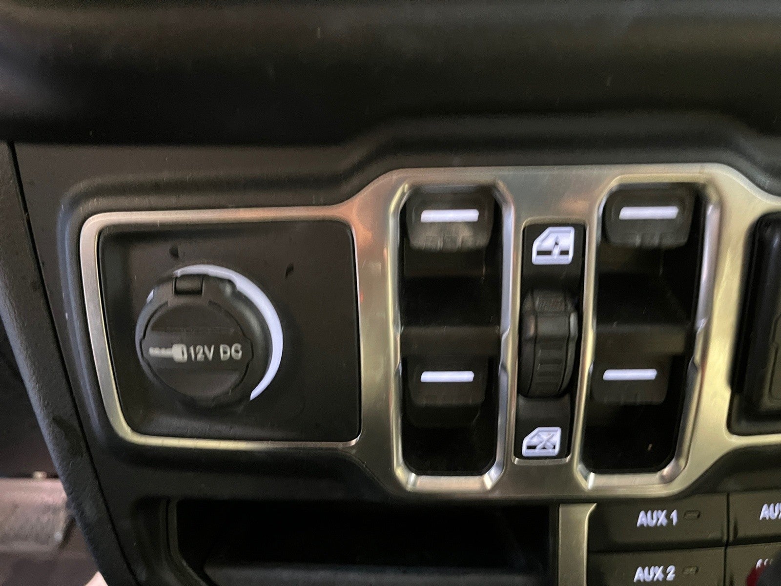 2023 Jeep Wrangler Sahara Altitude