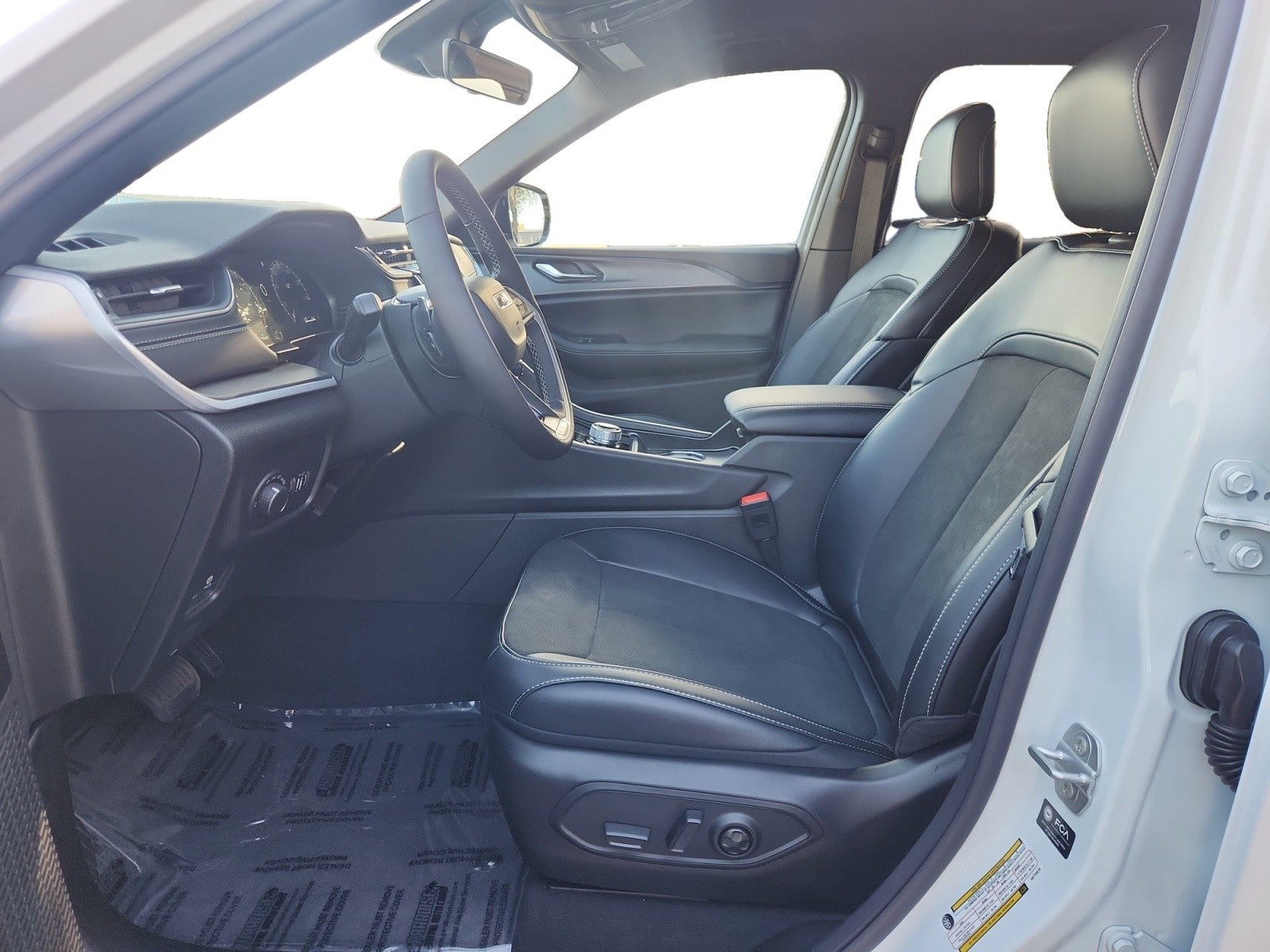 2025 Jeep Grand Cherokee L Laredo X