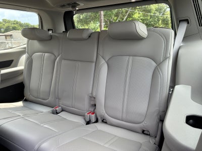 2024 Jeep Wagoneer 4x2