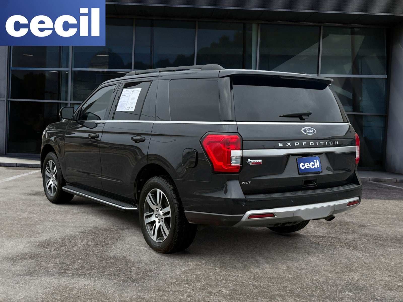 2022 Ford Expedition XLT