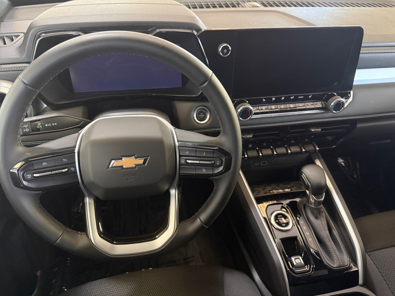 2024 Chevrolet Colorado 4WD LT