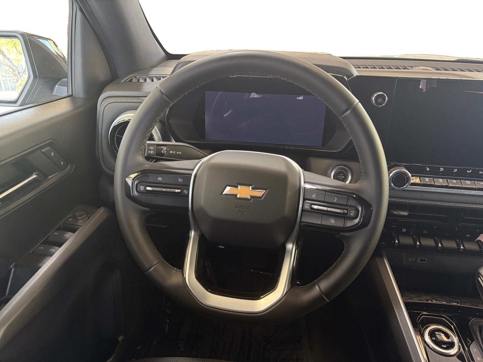 2024 Chevrolet Colorado 4WD LT