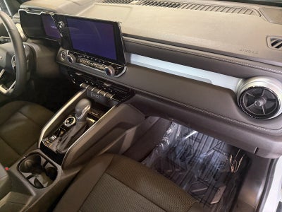 2024 Chevrolet Colorado 4WD LT