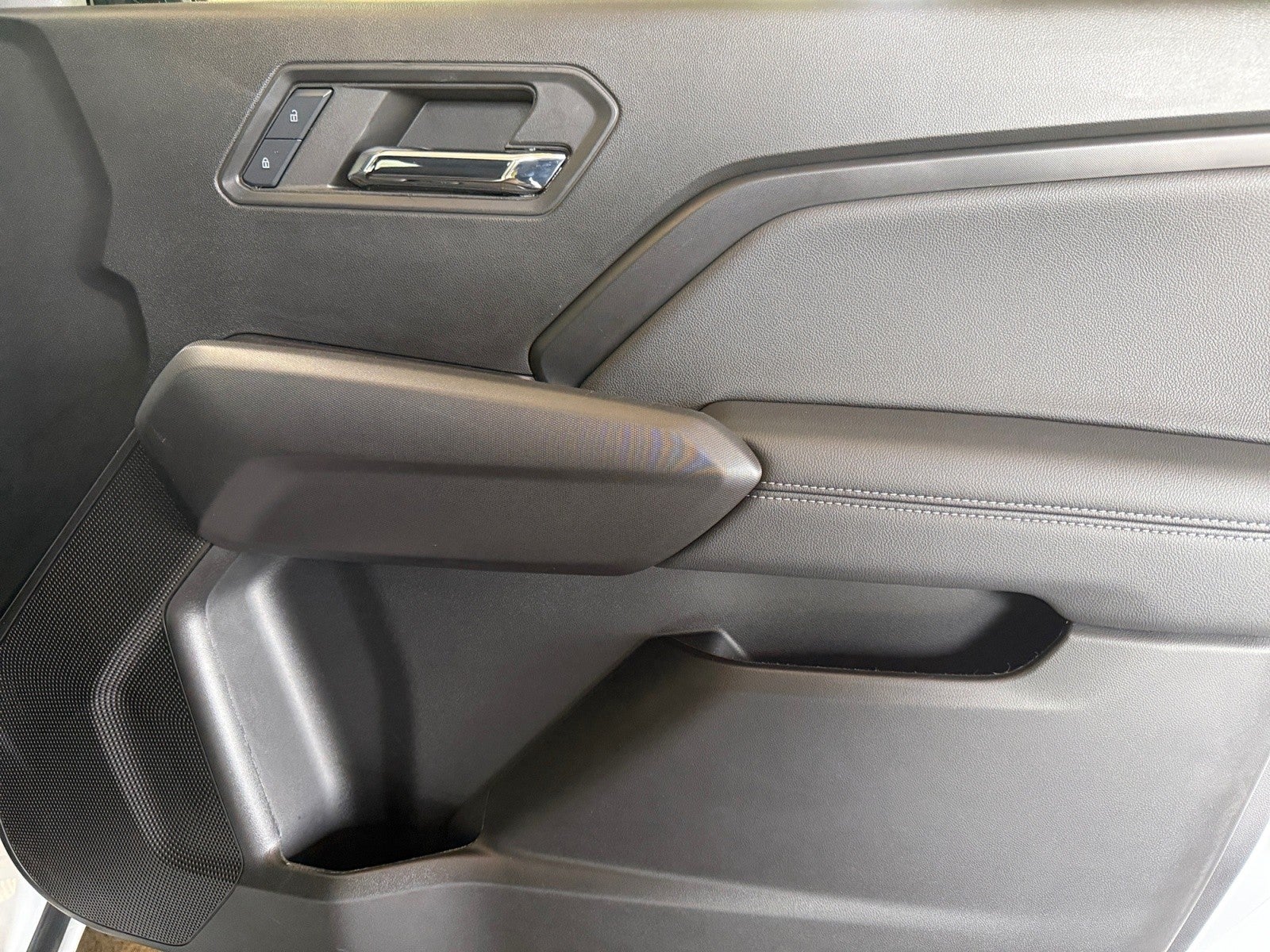 2024 Chevrolet Colorado 4WD LT