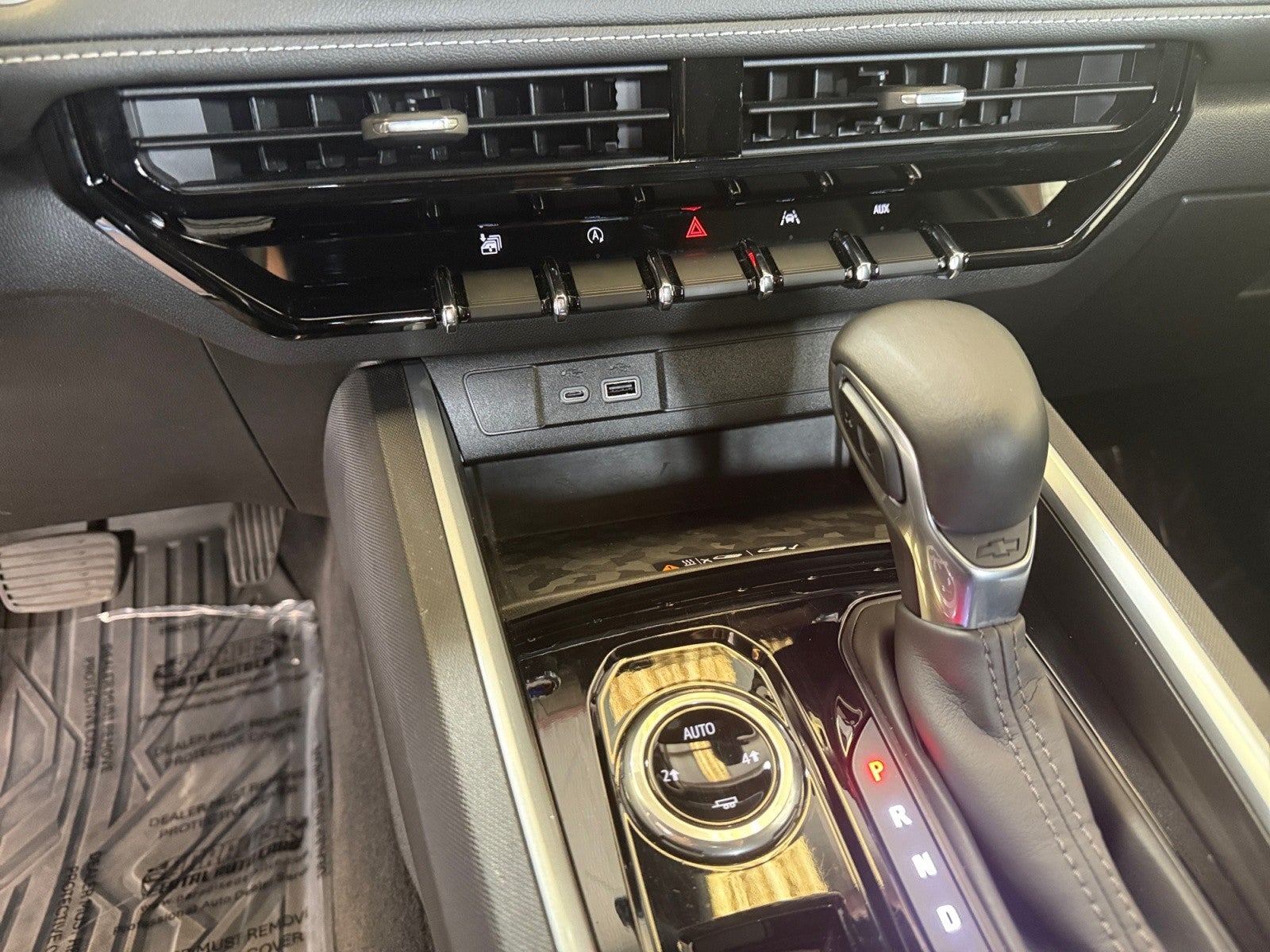 2024 Chevrolet Colorado 4WD LT