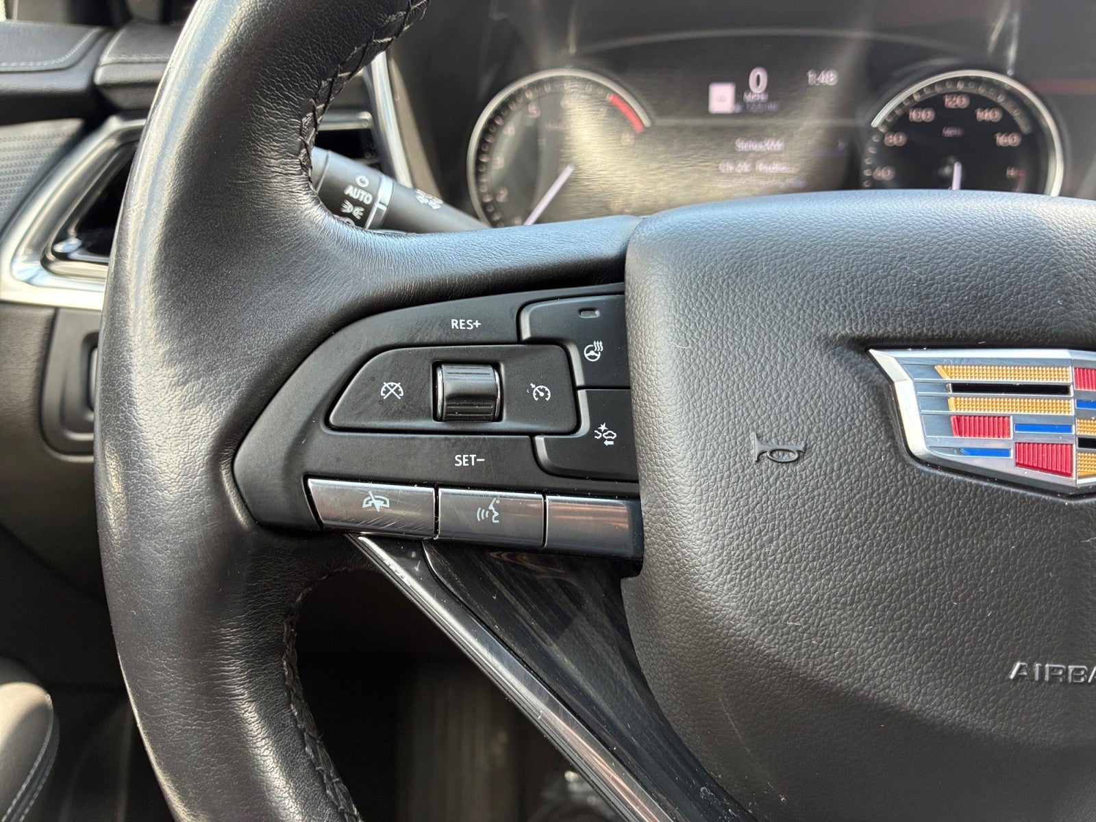 2023 Cadillac XT6 FWD Premium Luxury