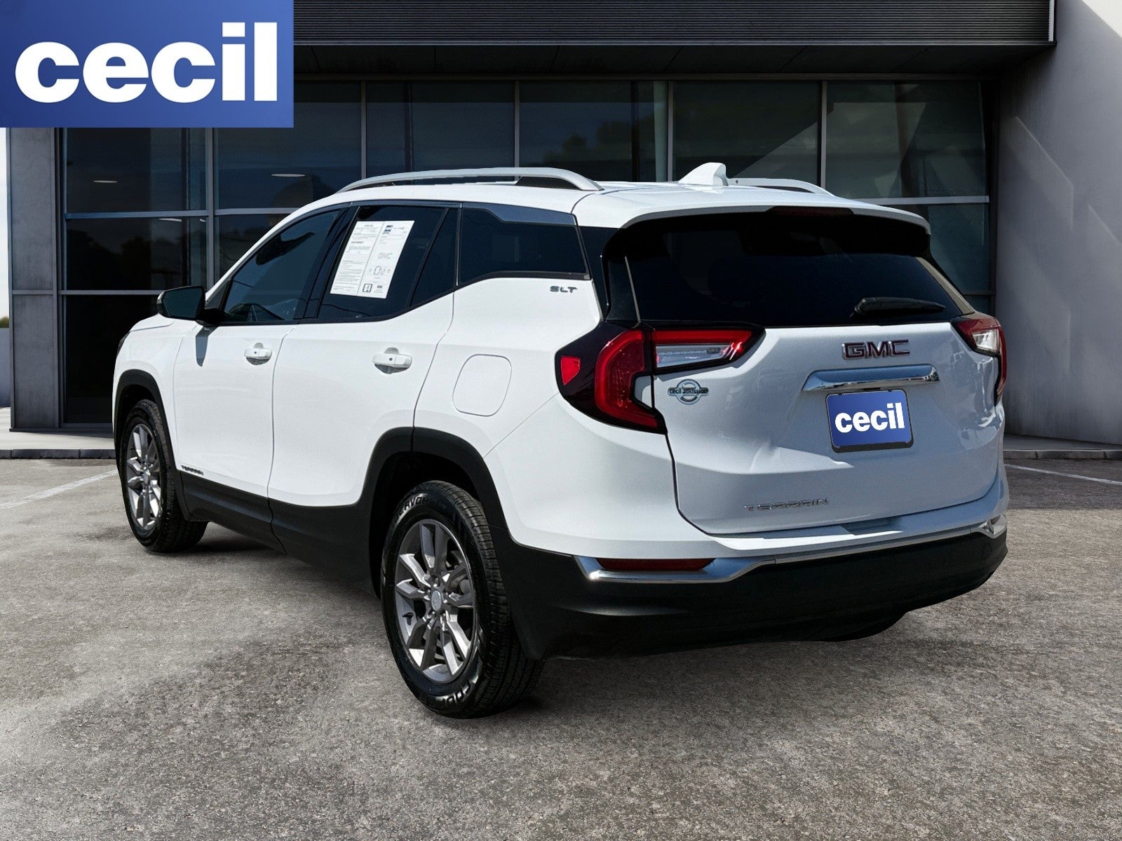 2024 GMC Terrain SLT