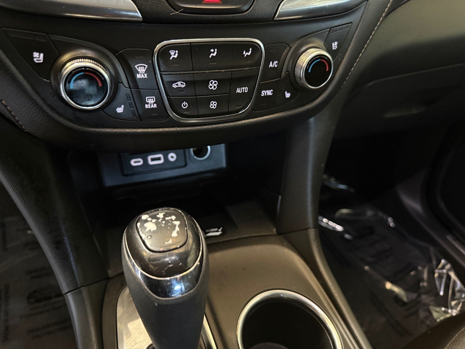 2021 Chevrolet Equinox Premier