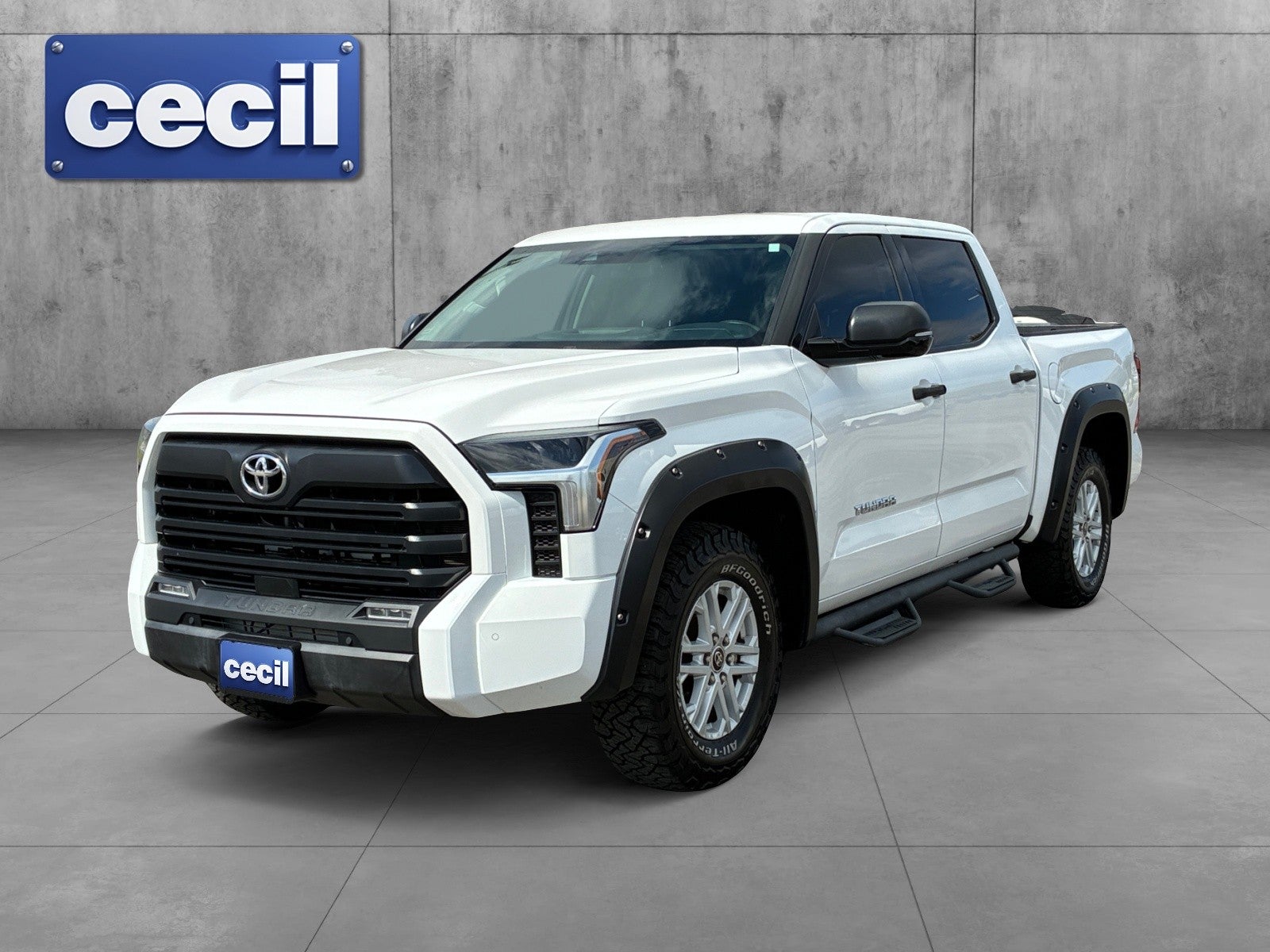 2022 Toyota Tundra 4WD SR5