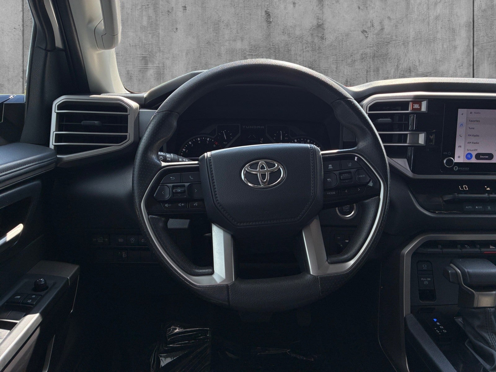 2022 Toyota Tundra 4WD SR5