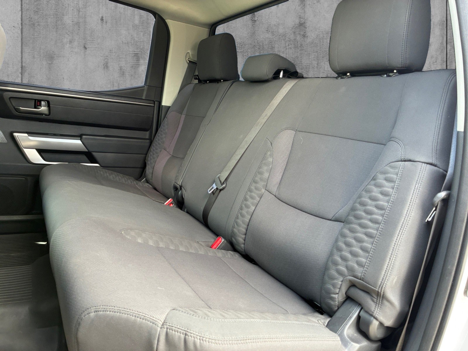 2022 Toyota Tundra 4WD SR5