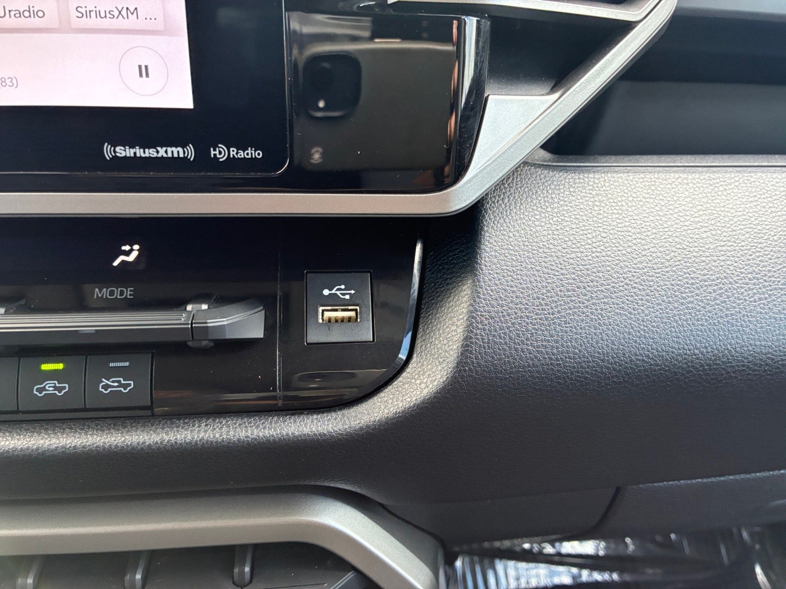 2022 Toyota Tundra 4WD SR5