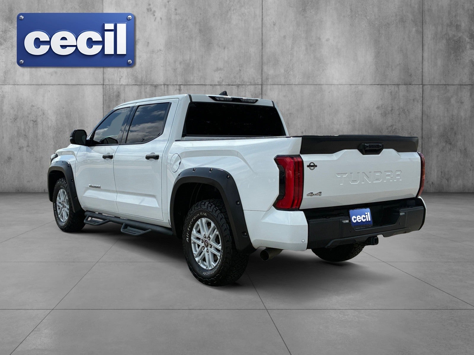 2022 Toyota Tundra 4WD SR5