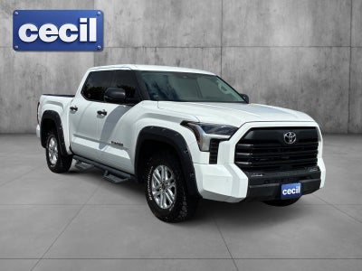2022 Toyota Tundra 4WD SR5