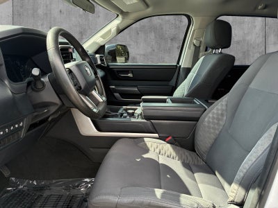2022 Toyota Tundra 4WD SR5