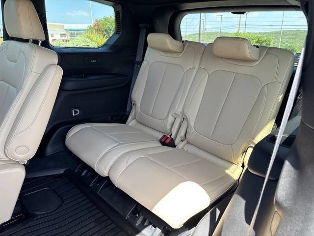 2024 Jeep Grand Cherokee L Limited 4x2