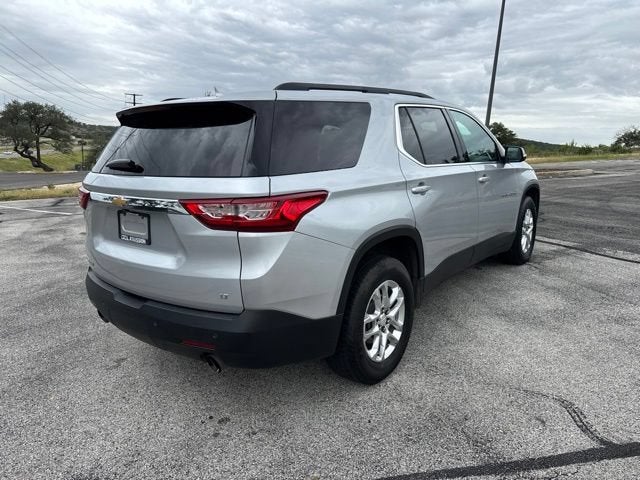 2021 Chevrolet Traverse LT Cloth