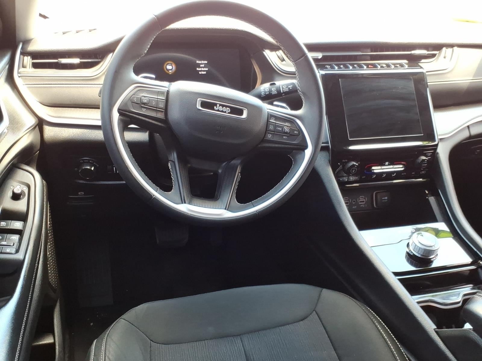 2023 Jeep Grand Cherokee Laredo