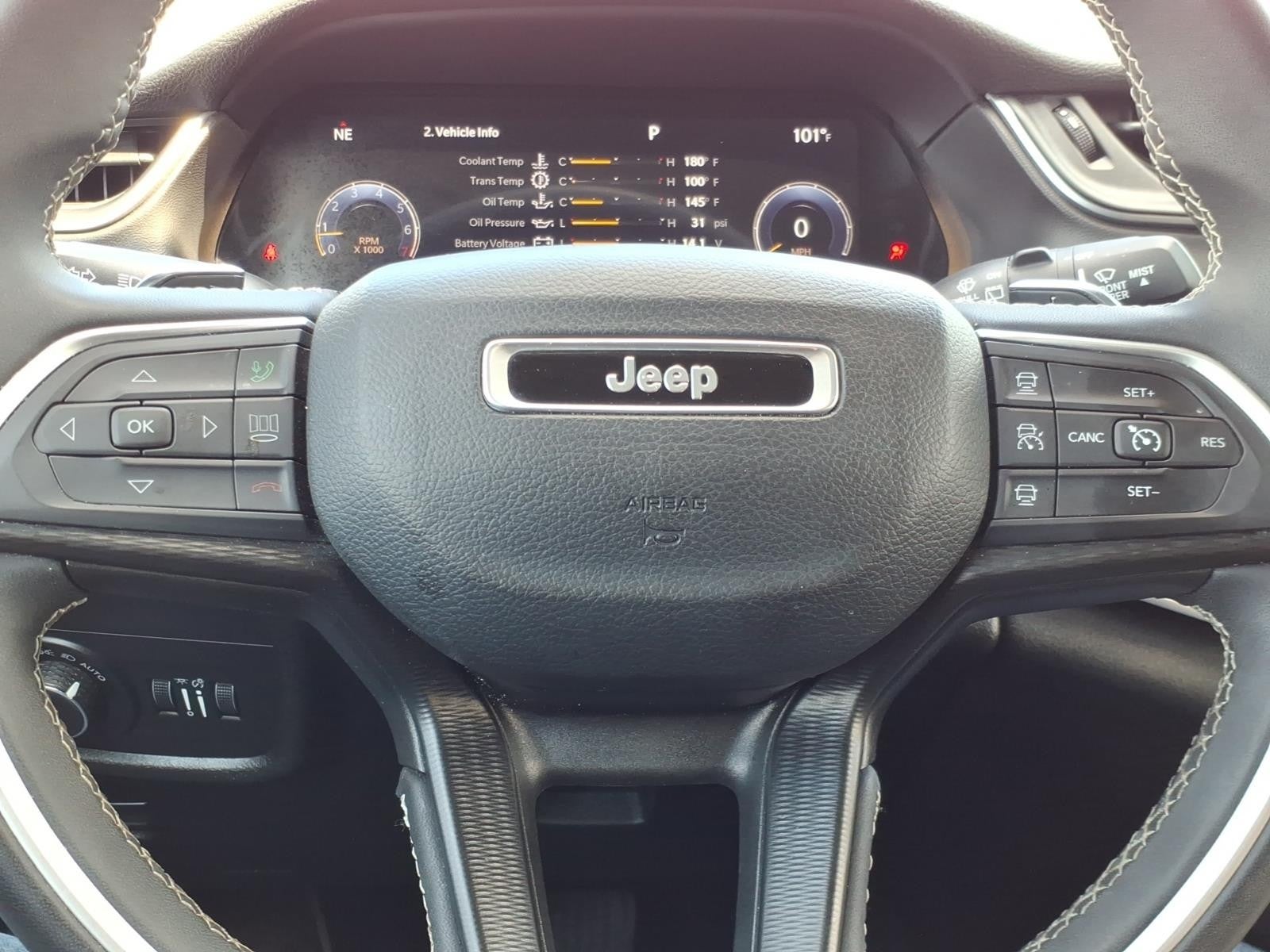 2023 Jeep Grand Cherokee L Laredo