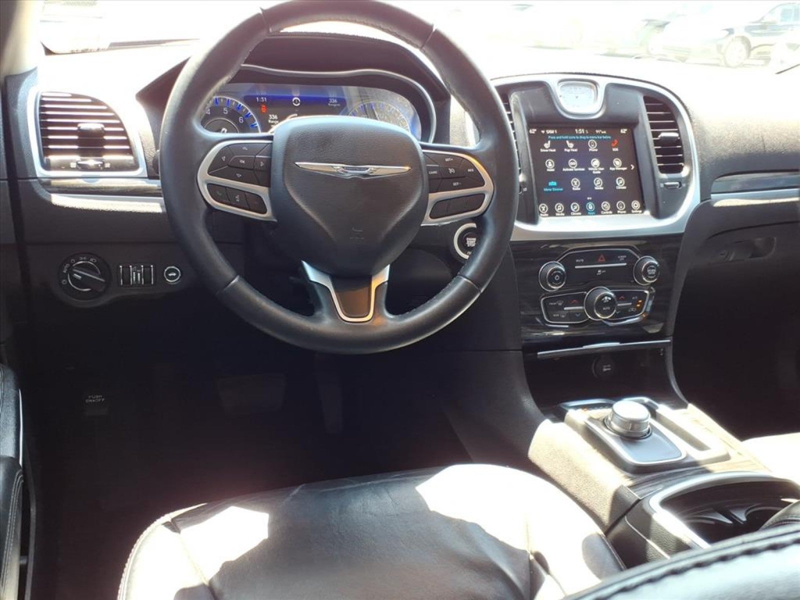 2017 Chrysler 300 Limited