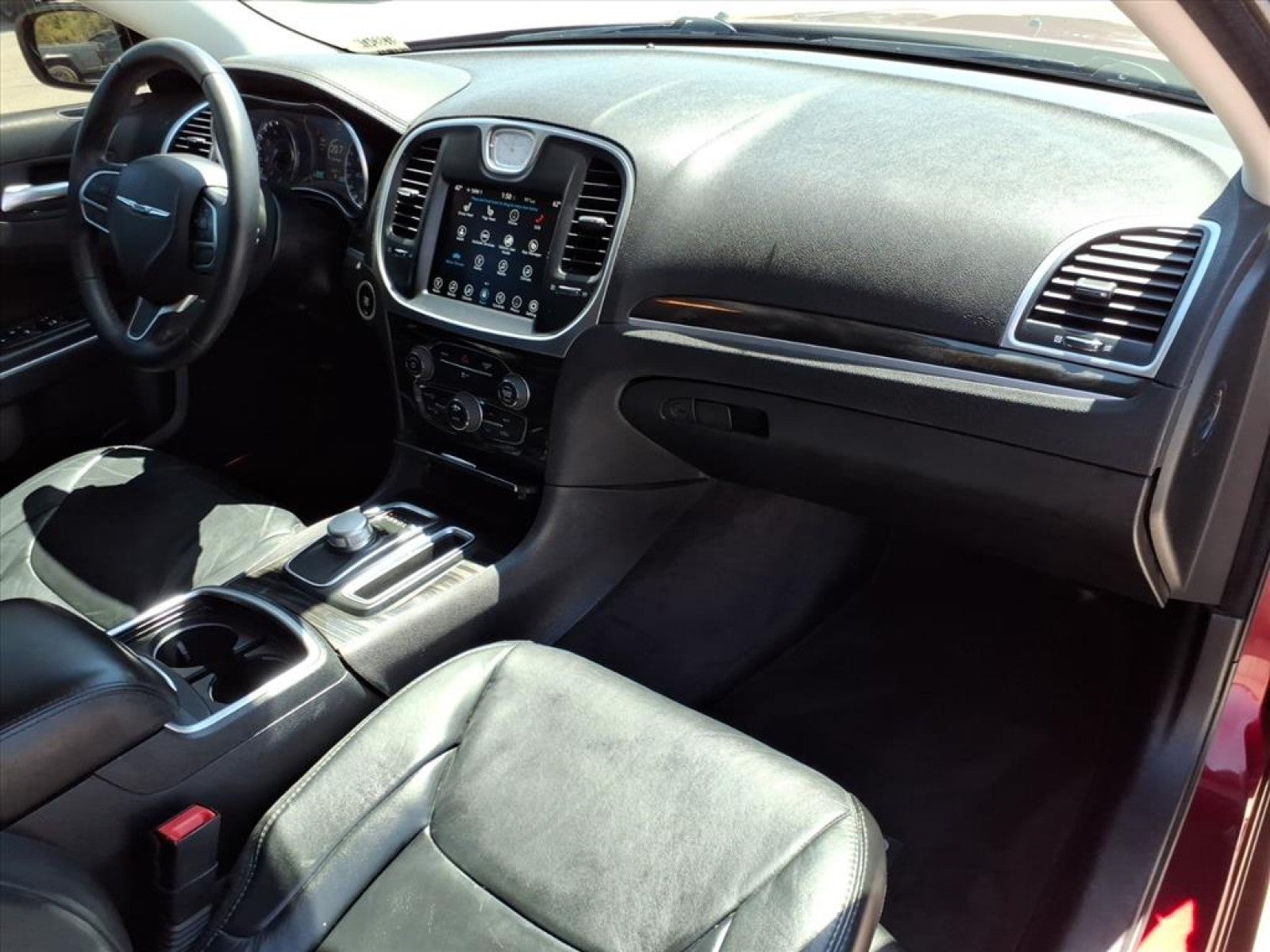 2017 Chrysler 300 Limited