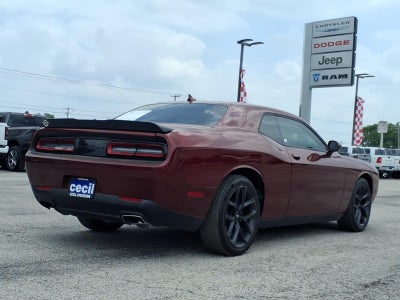 2021 Dodge Challenger SXT