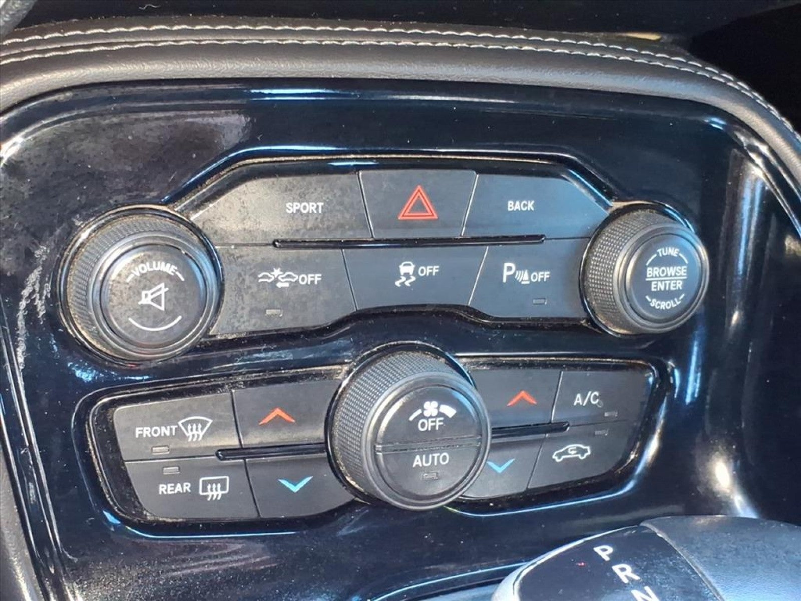 2015 Dodge Challenger R/T Plus