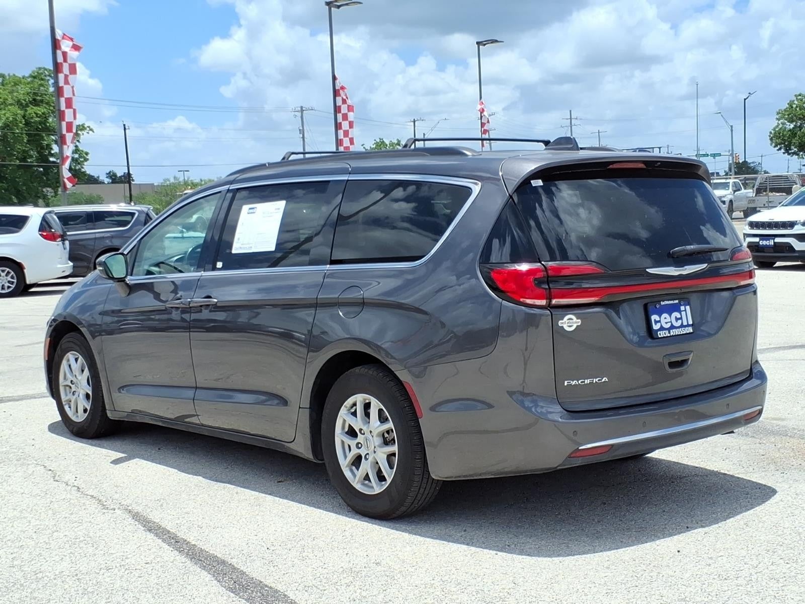 2022 Chrysler Pacifica Touring L