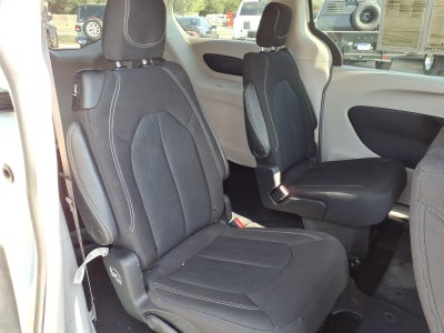 2023 Chrysler Voyager (fleet-only) LX