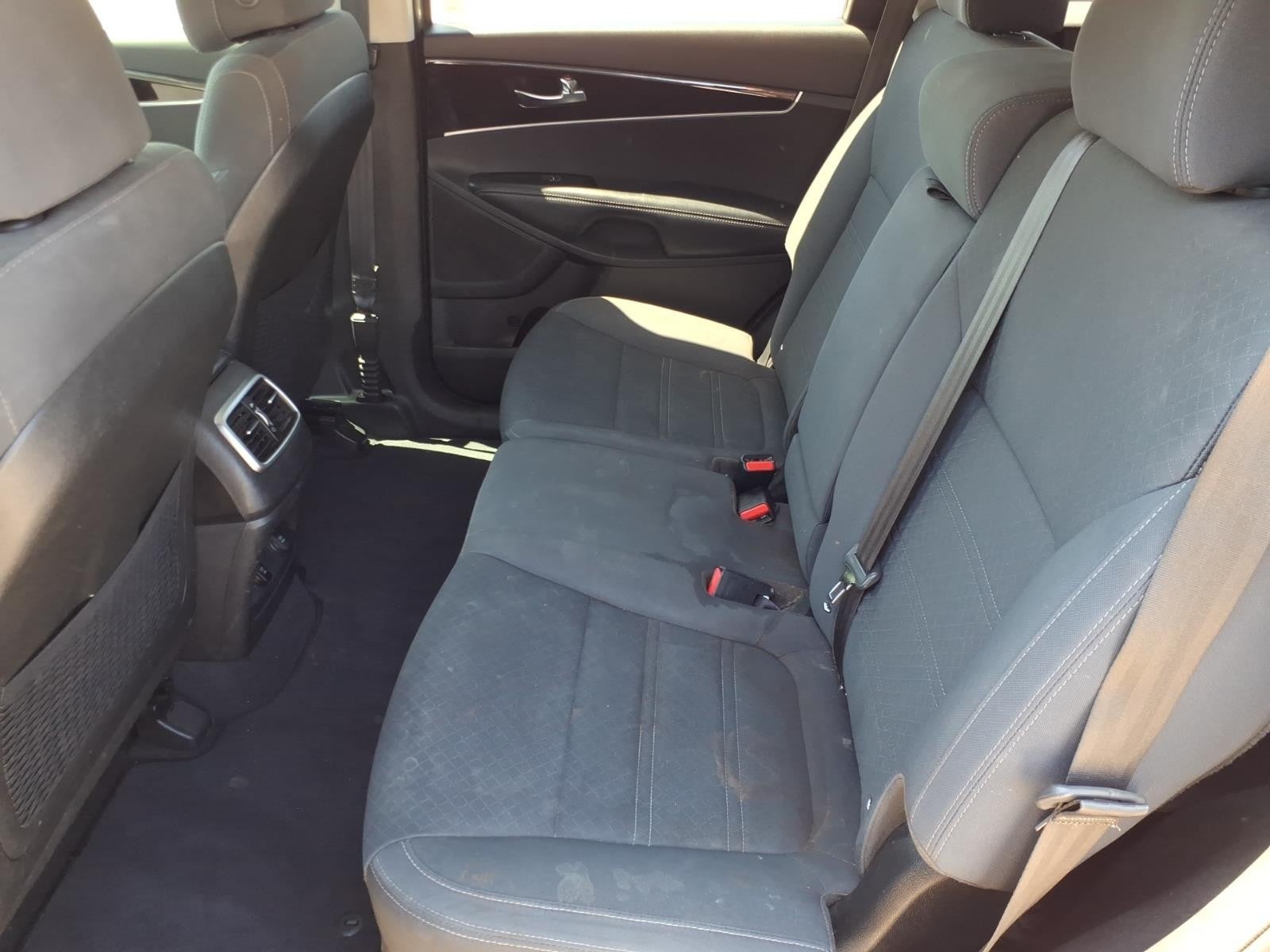 2017 Kia Sorento L