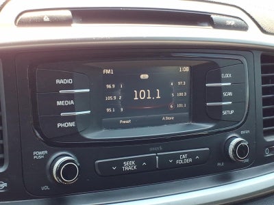 2017 Kia Sorento L