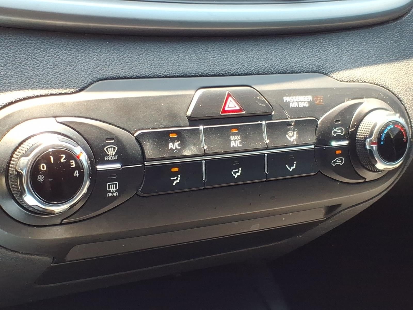 2017 Kia Sorento L