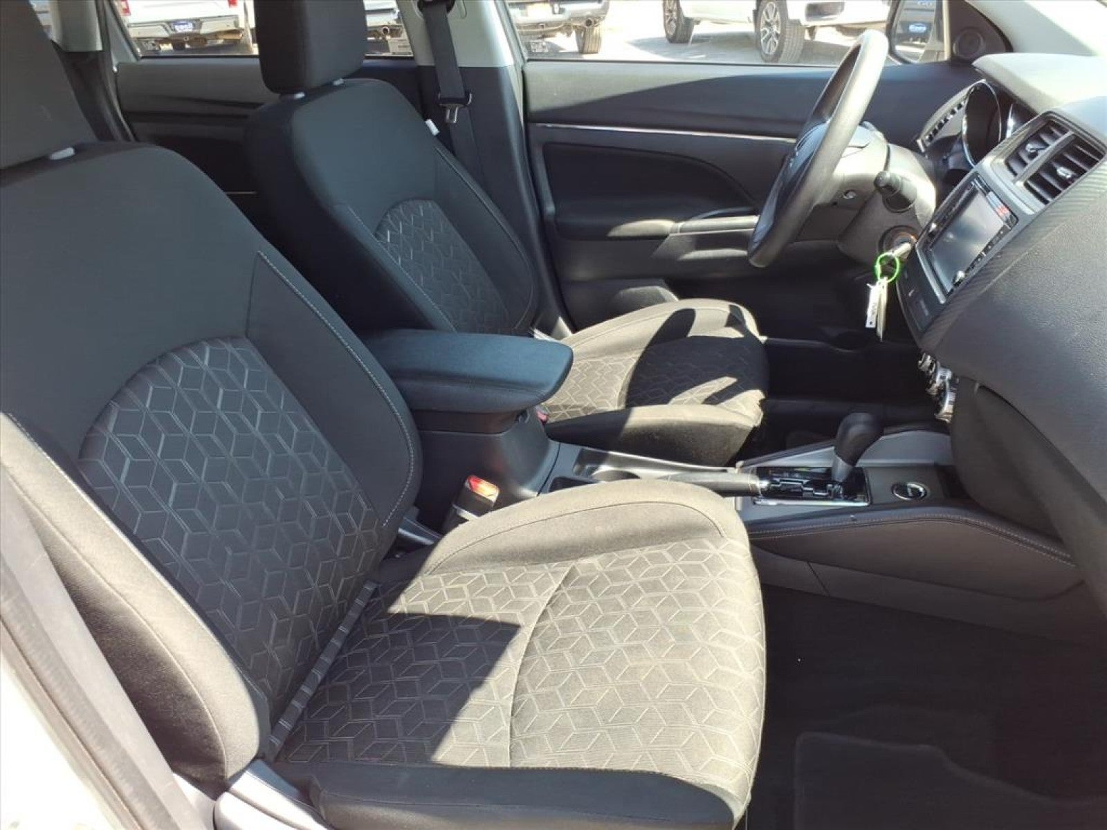 2024 Mitsubishi Outlander Sport ES