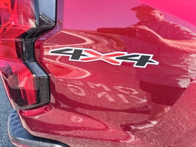 2025 Chevrolet Colorado WT/LT