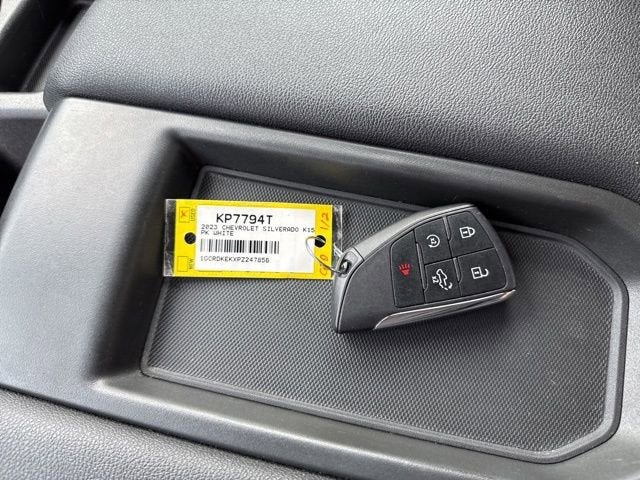 2023 Chevrolet Silverado 1500 LT (2FL)