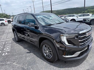 2025 GMC Acadia Elevation