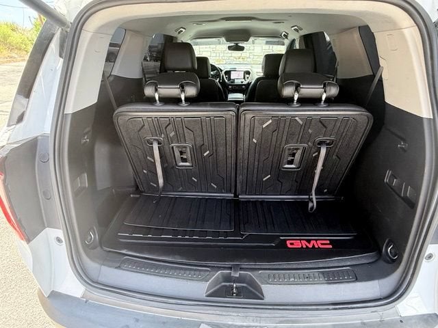 2021 GMC Acadia AT4