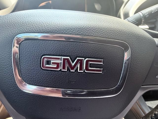 2021 GMC Acadia AT4