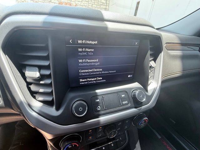 2021 GMC Acadia AT4