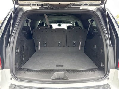 2023 Chevrolet Suburban LS