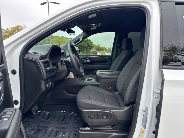 2023 Chevrolet Suburban LS