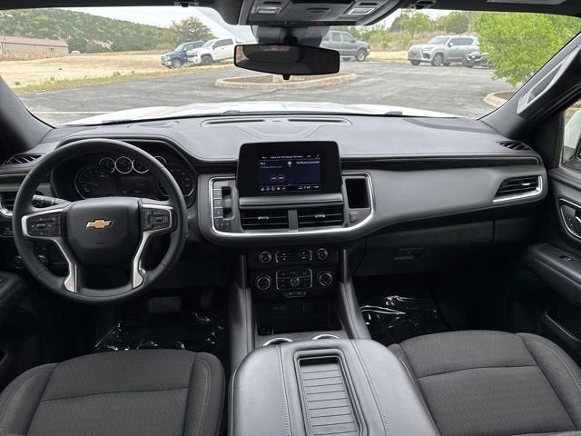 2023 Chevrolet Suburban LS