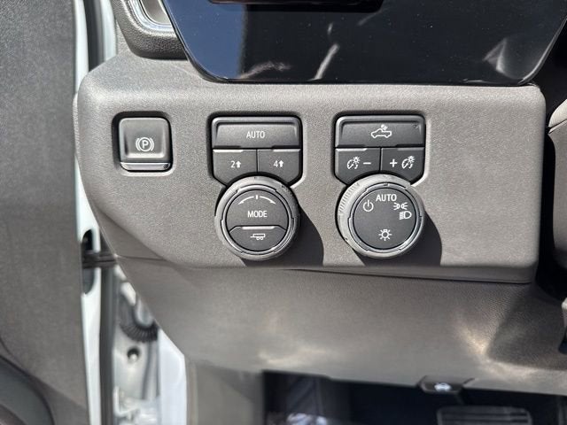 2025 Chevrolet Silverado 1500 LT (2FL)