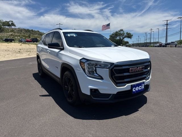 2023 GMC Terrain AT4